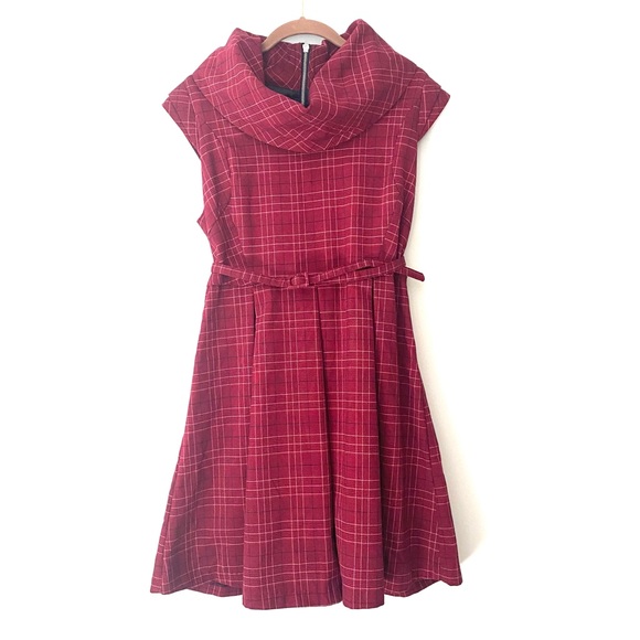Go International Plaid Cap Sleeves Cowl Neck Mini Dress with Belt Size 13 - Picture 2 of 13